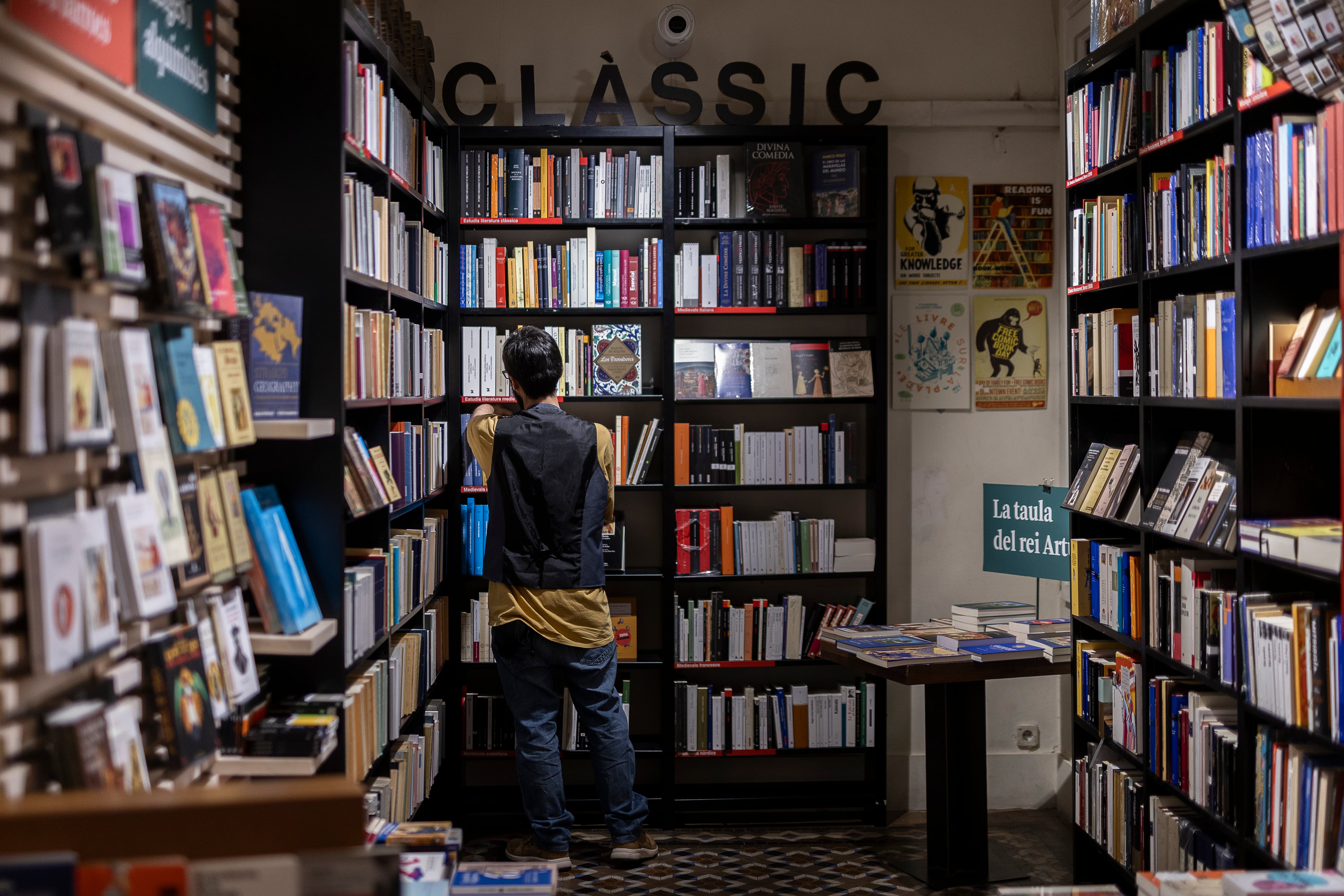 How much AI is in Spain’s bestselling books?