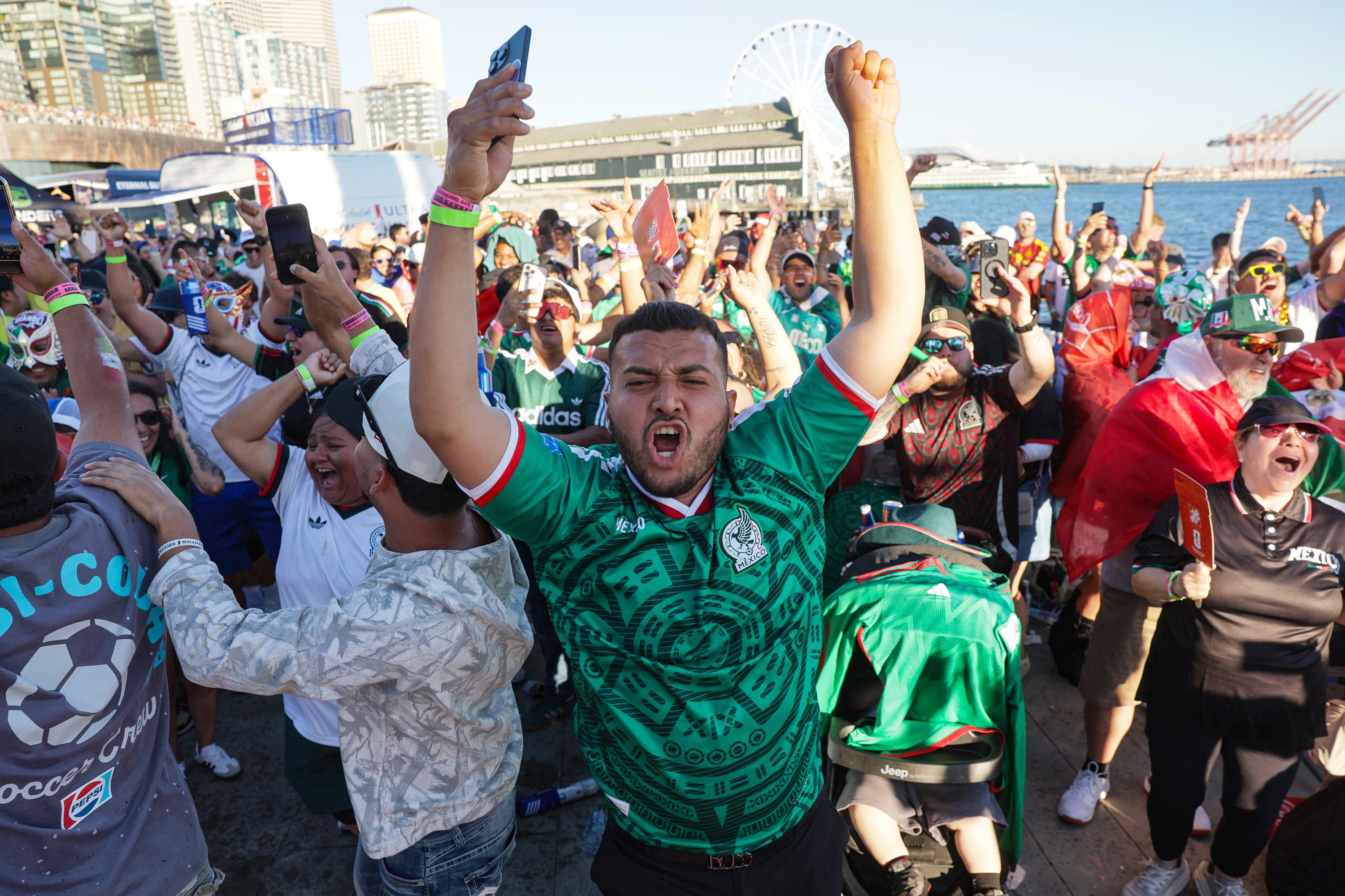 World Cup spurs Mexican-Americans to reconnect: ‘Putting on the Mexican jersey this time took on a different meaning’