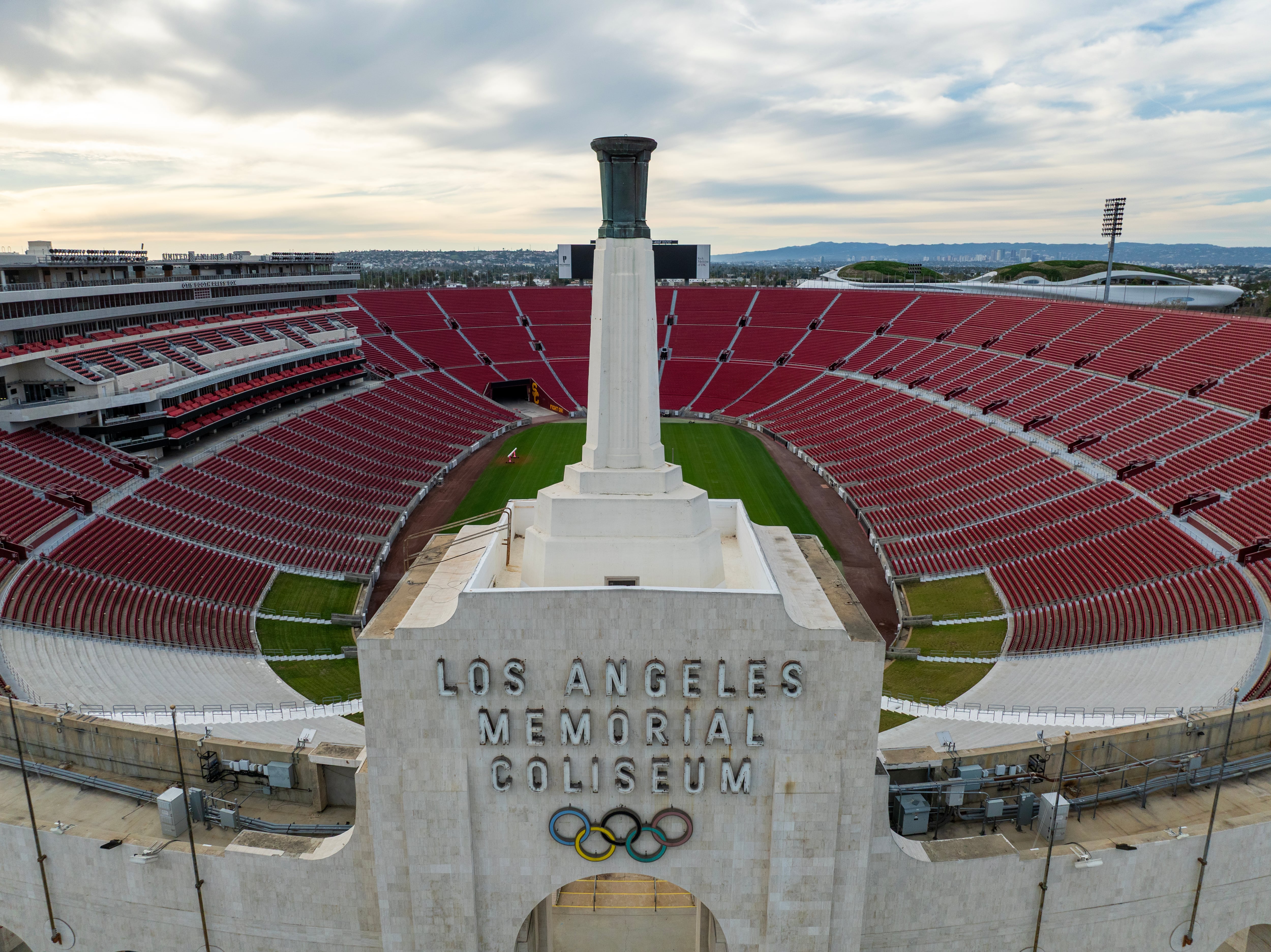 Frustration in Los Angeles over Olympic Games tickets: Soaring prices, steep fees and instant sellouts