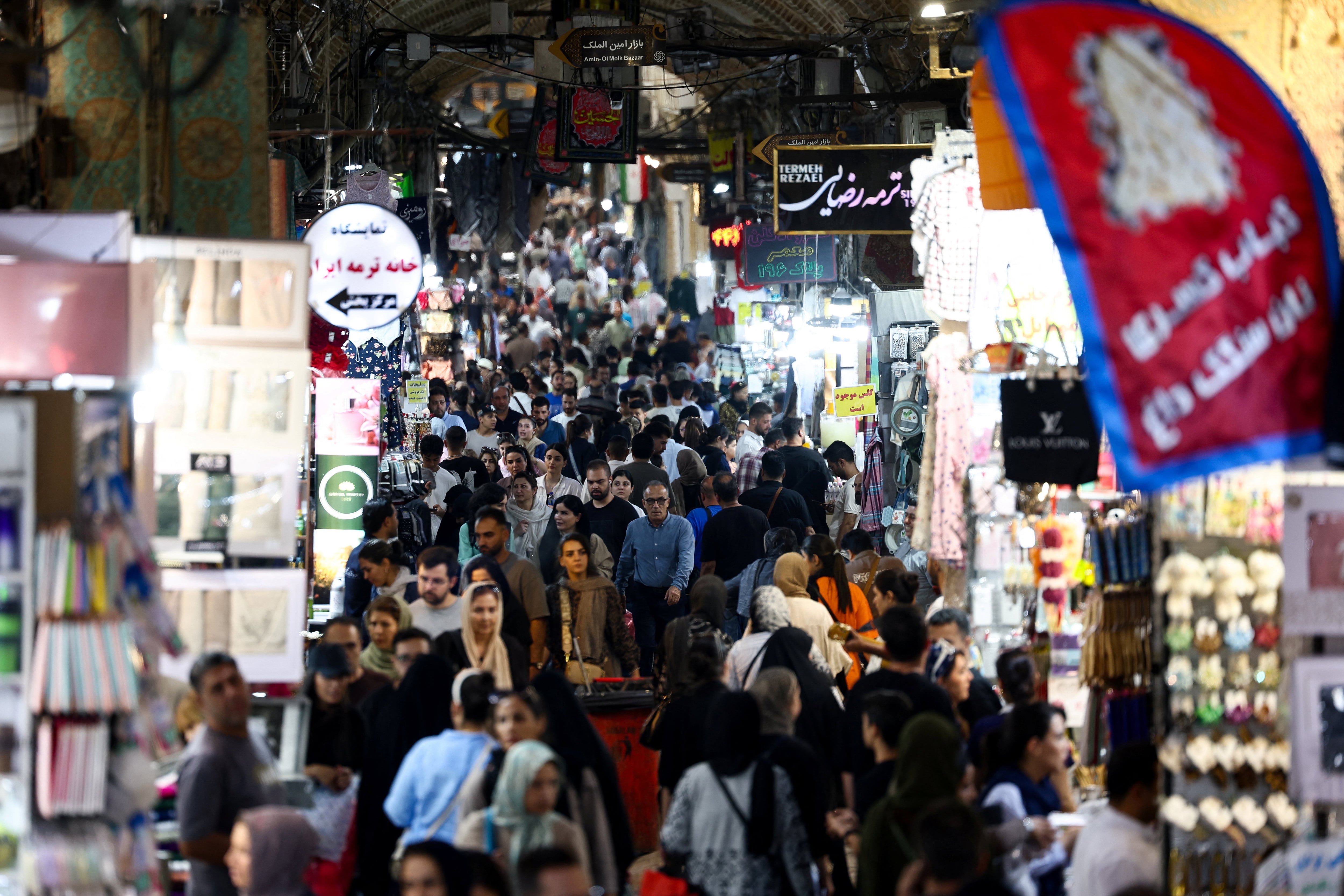 After six months of war, Washington has failed to strangle Iran’s economy