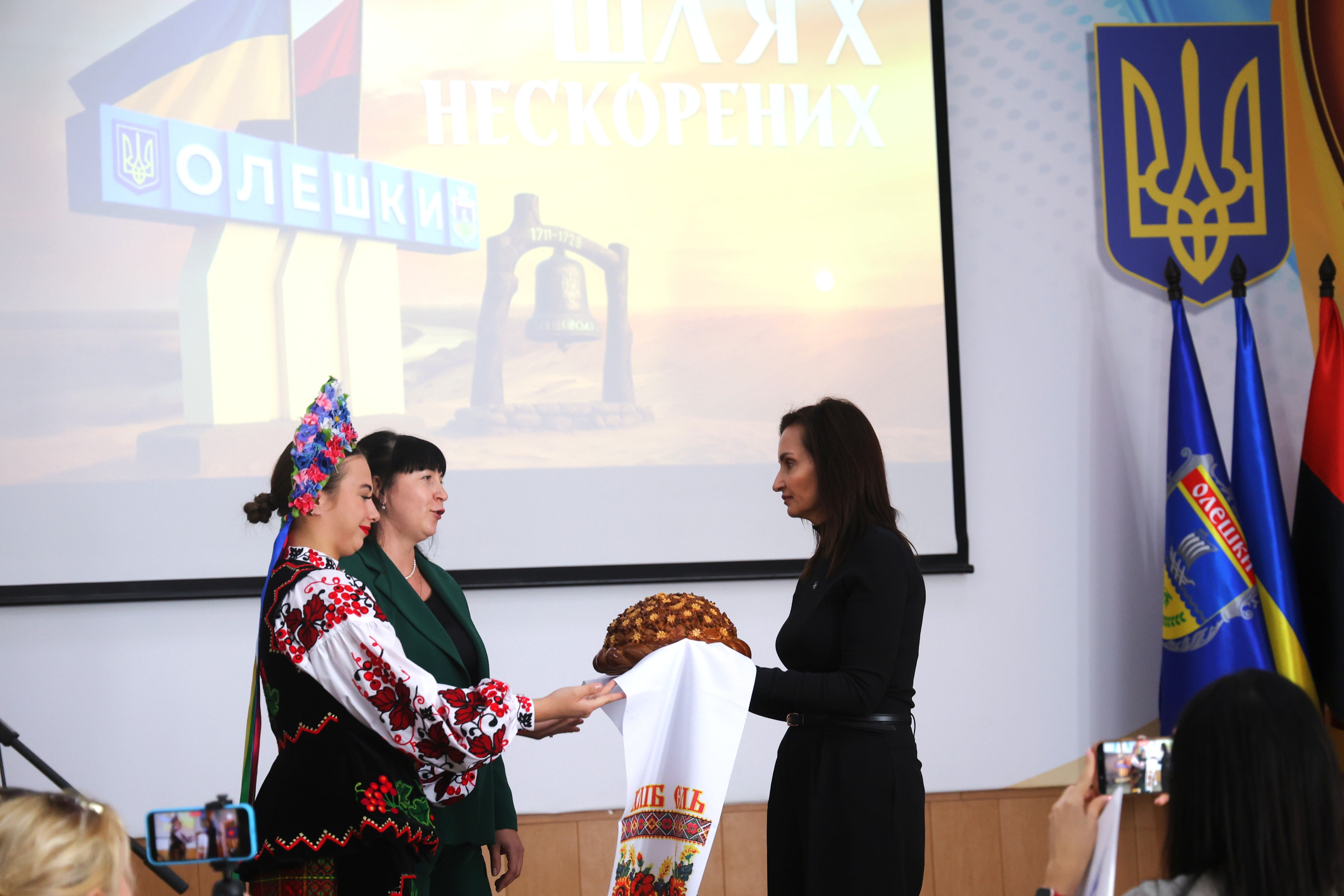 Tetiana Hasanenko (right), head of the military administration of Oleshky, during the festival honoring that city, held on October 3 in Uman, Ukraine.