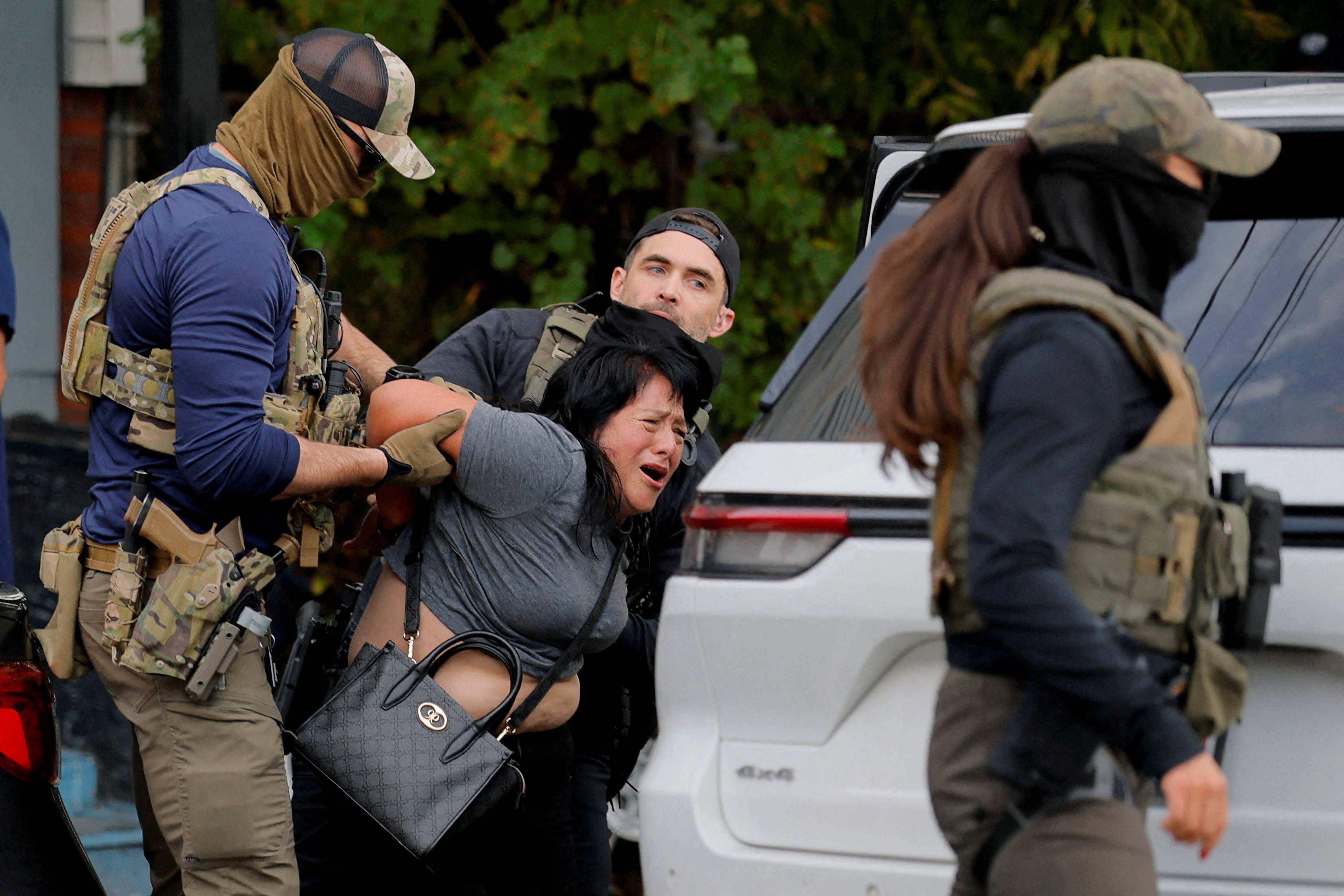 ICE is preparing ‘mobile facilities’ to detain migrants during arrest operations