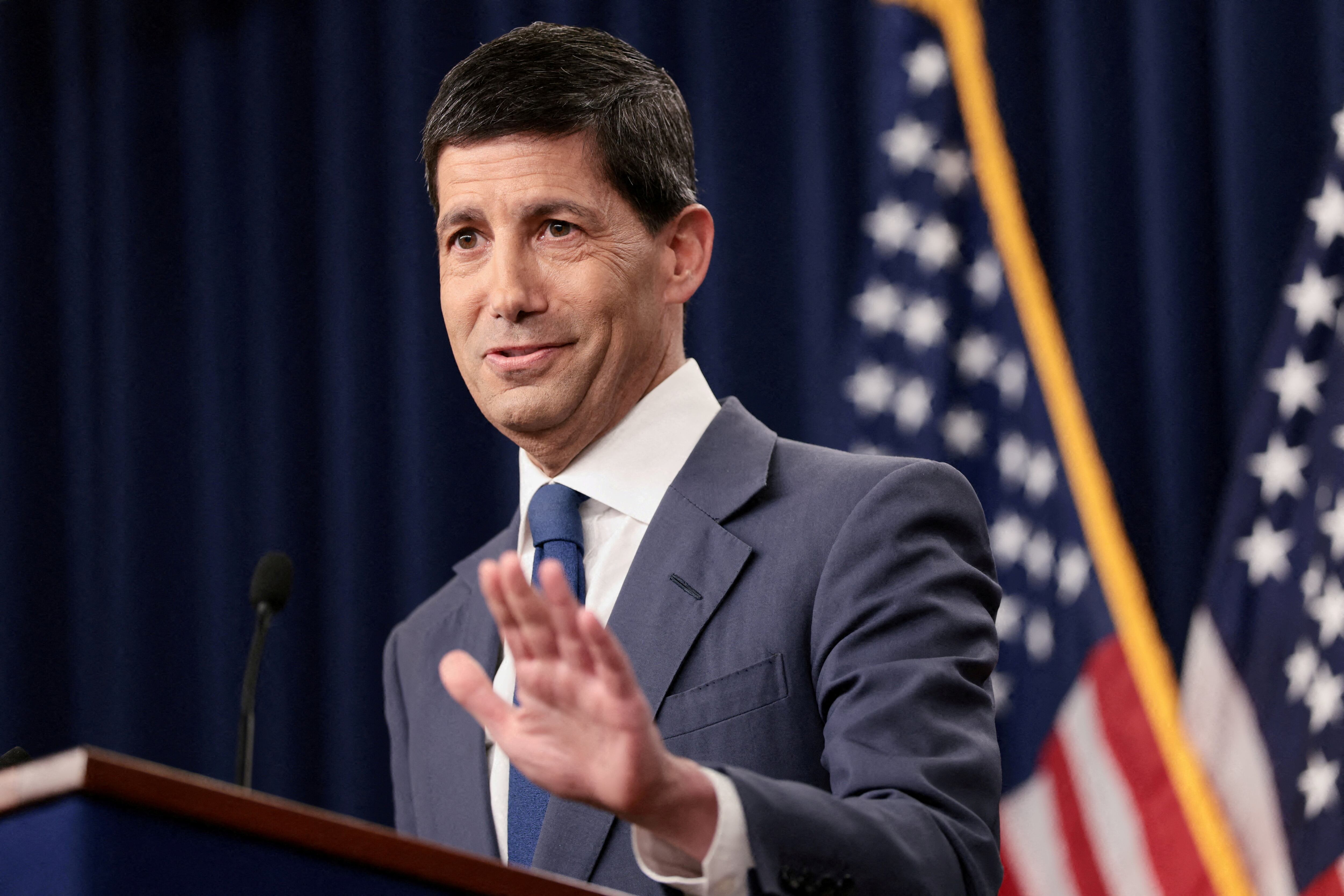 The Federal Reserve leaves interest rates unchanged less than a week before the midterms