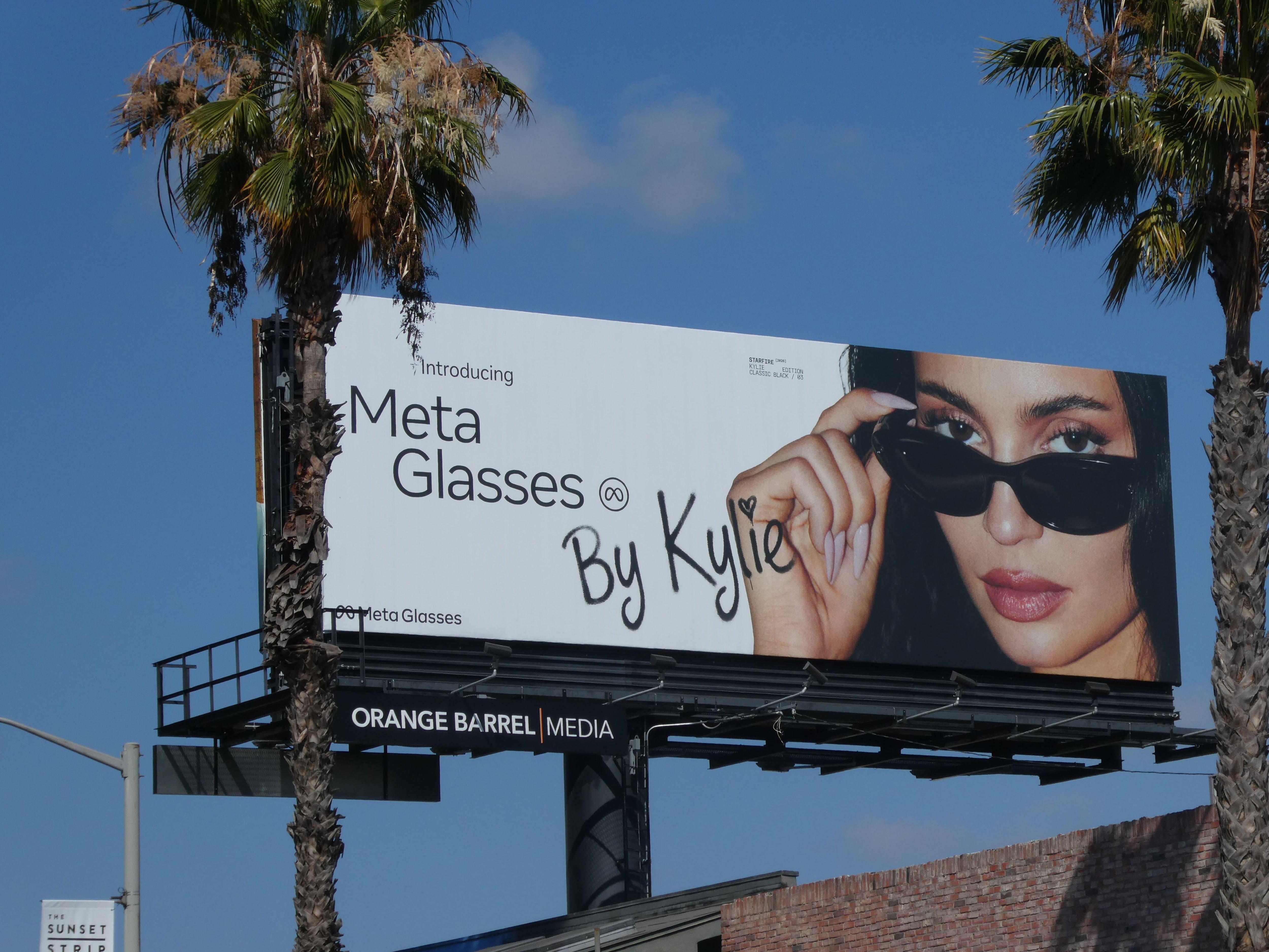 Pervert glasses: Meta struggles with mockery and misgivings toward its star product The launch of Metas new smart specs that feature an integrated camera has sparked a global campaign to discredit one of the companys breakout consumer products