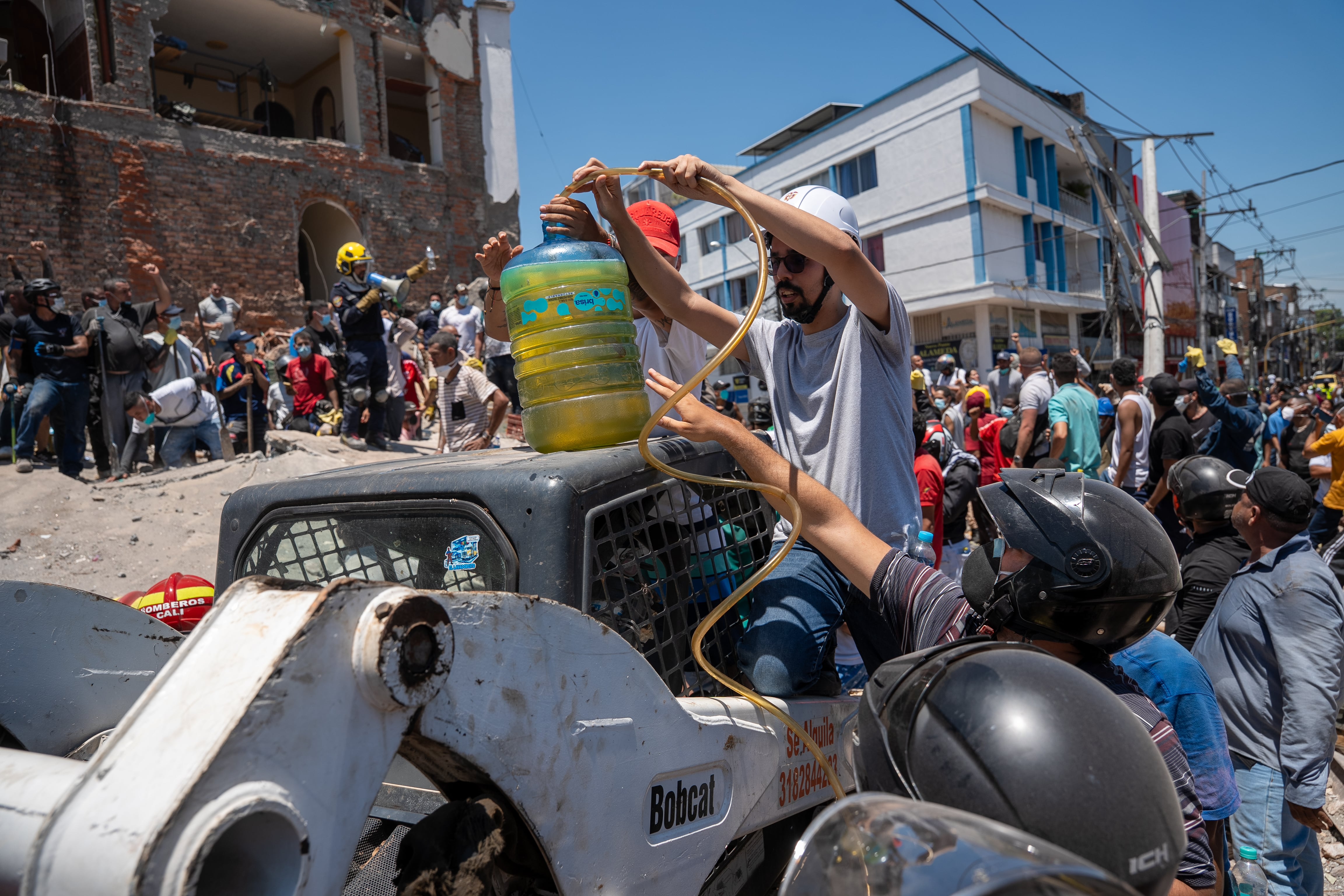 Earthquake in Colombia, in pictures