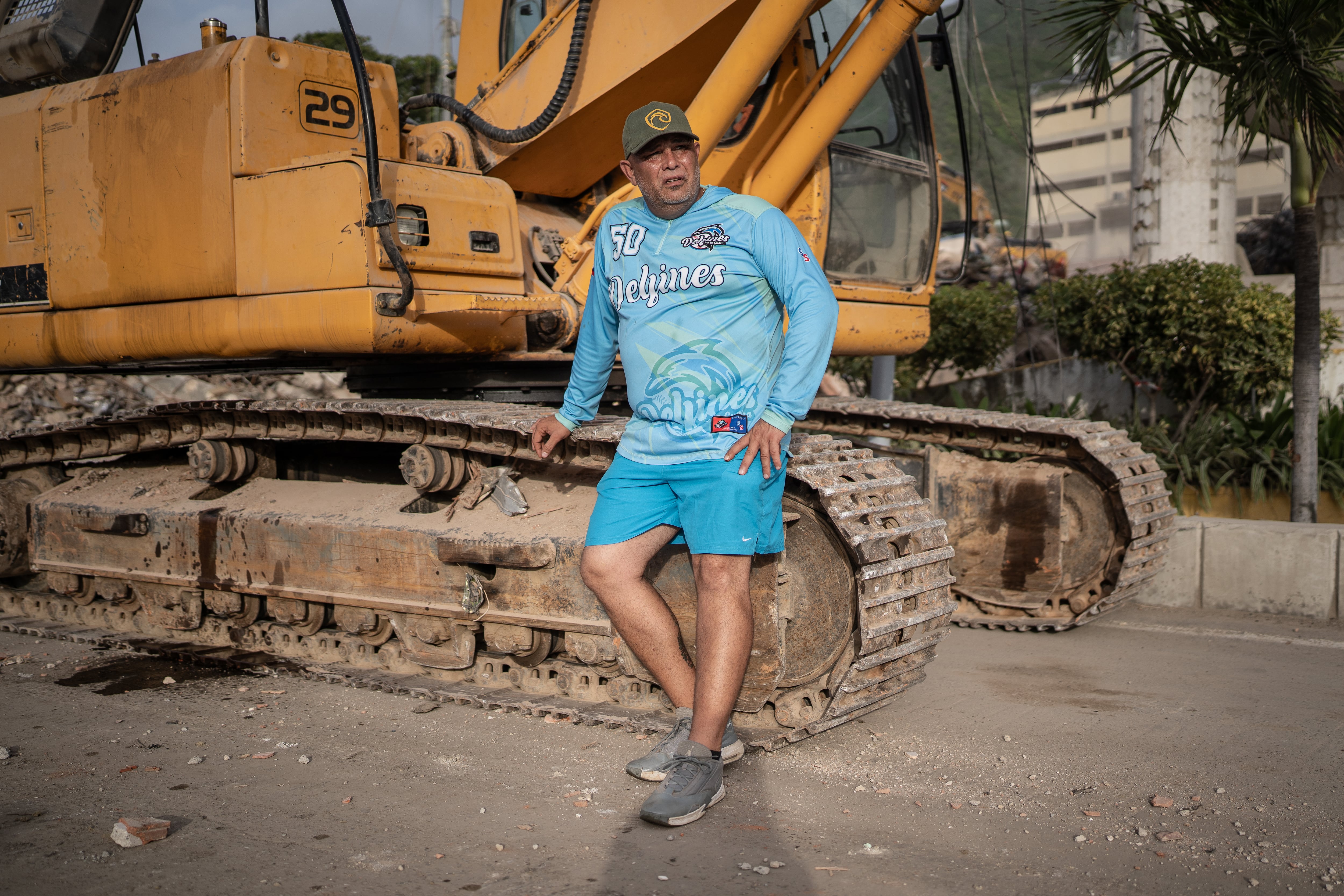 $1,200 a day: What it costs to keep digging for loved ones in Venezuela