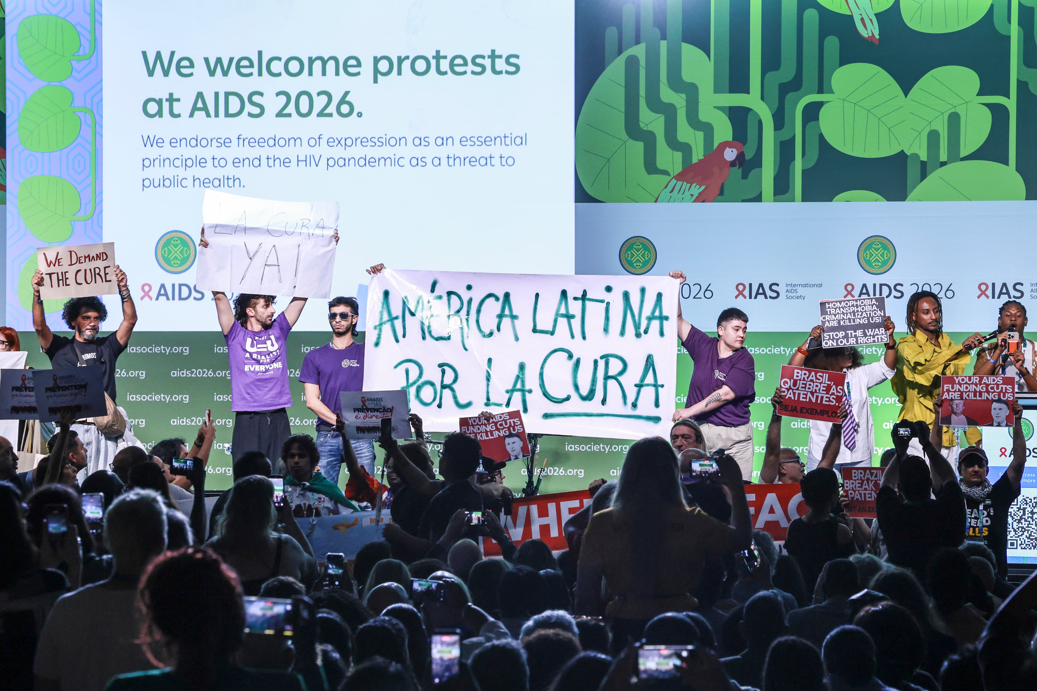 Lenacapavir, the revolutionary HIV drug, still hasn’t reached Latin America
