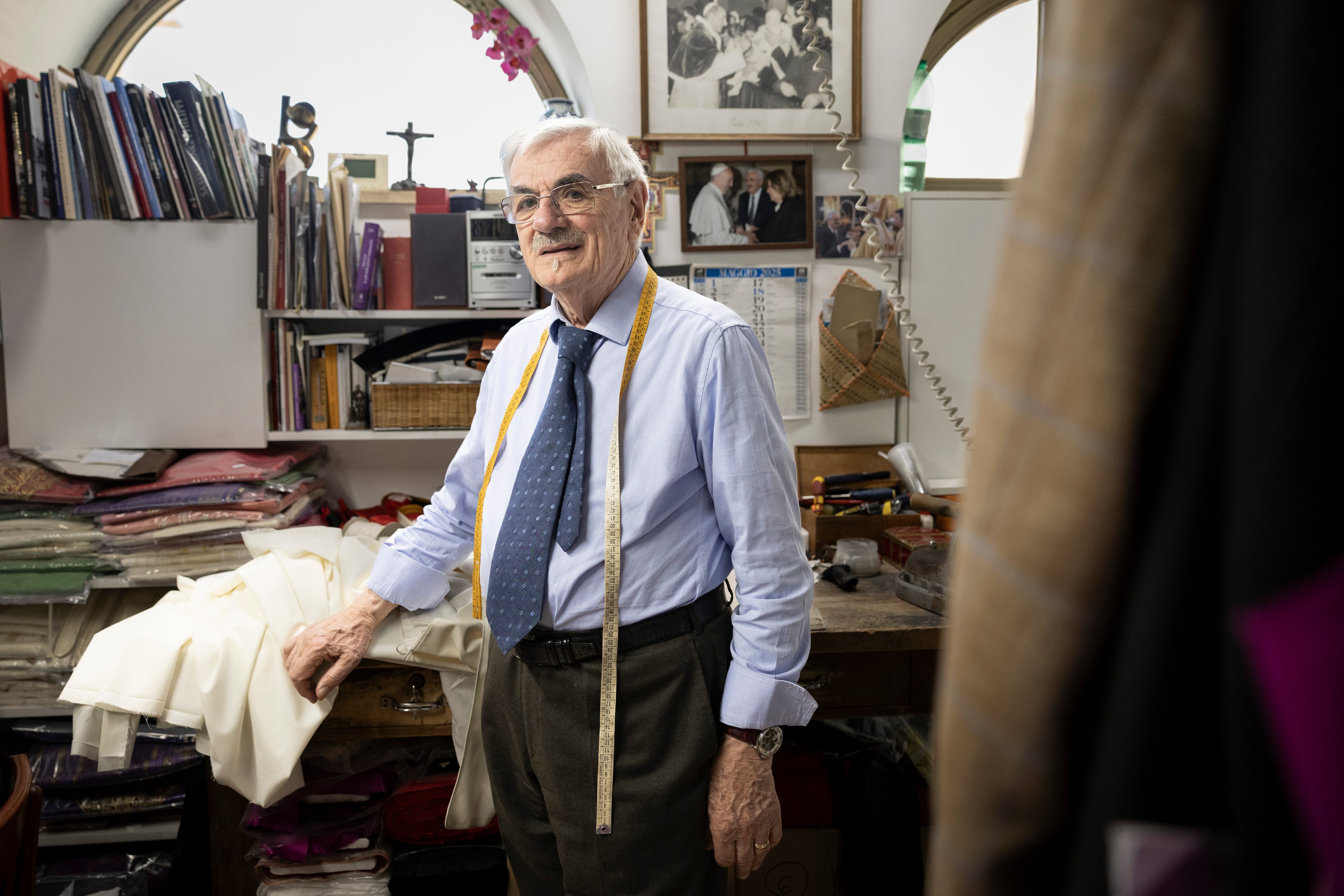 Raniero Mancinelli, the tailor of the popes, who is preparing to dress the new pontiff
