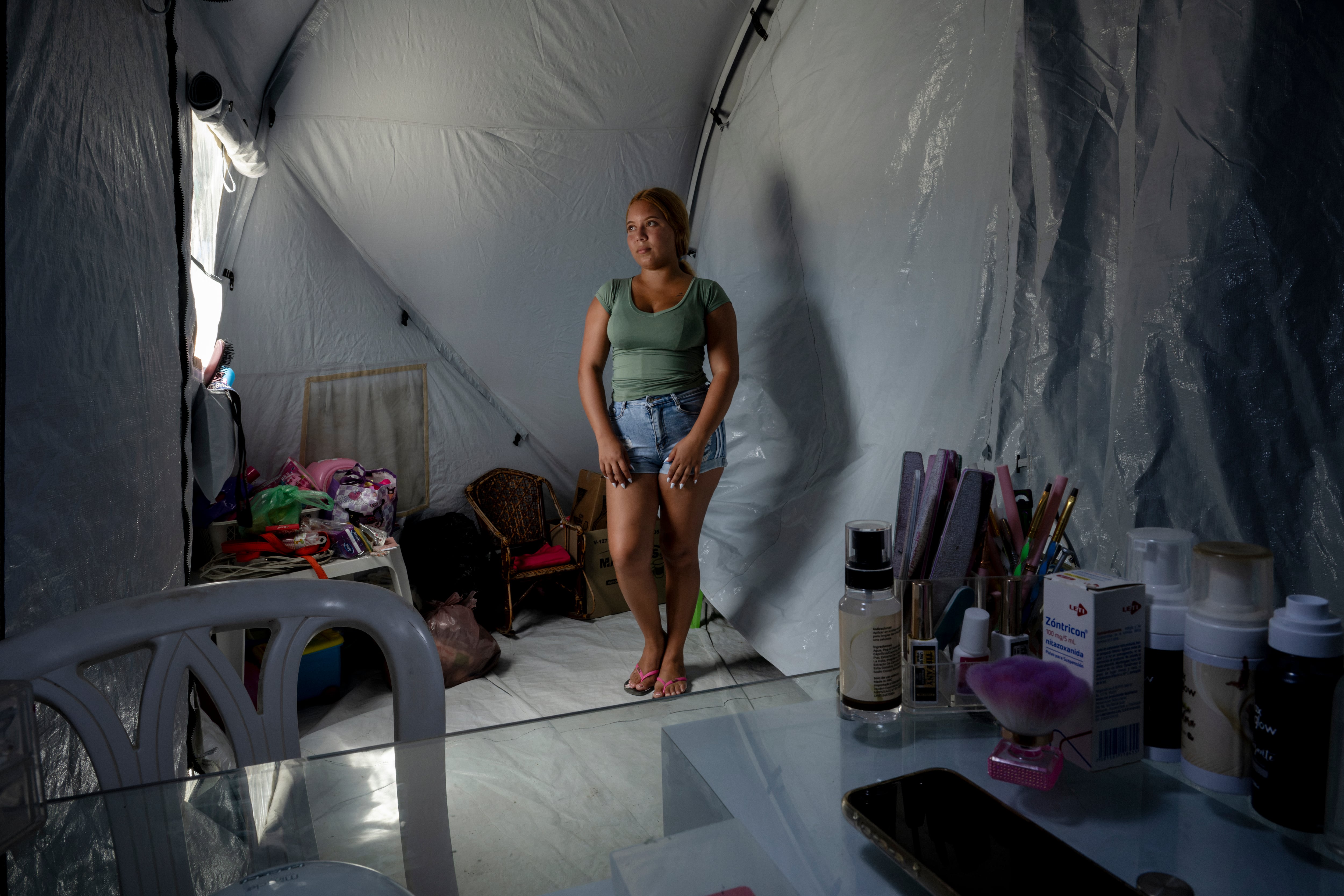 Two months after Venezuela’s earthquakes, La Guaira gets back to work