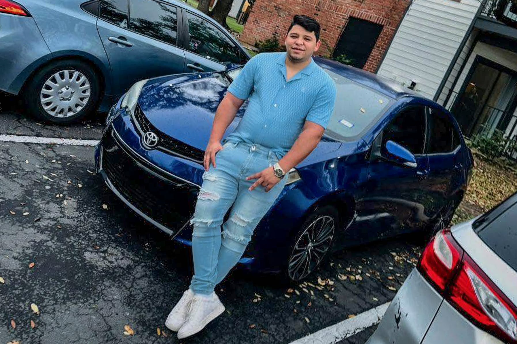 Migrant wounded by ICE in Austin is in custody with no pain medication, his lawyer says