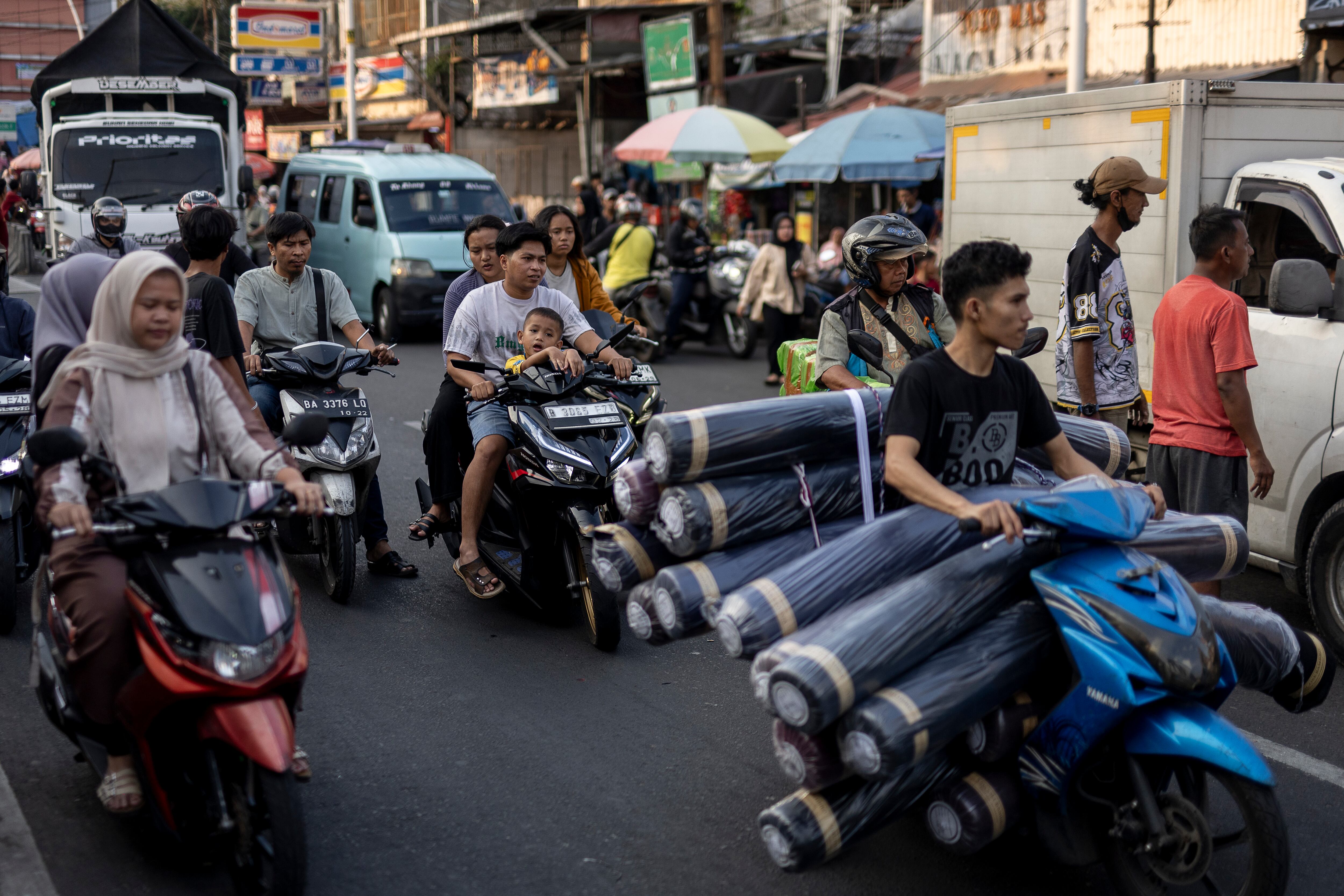 Jakarta, the worlds most populous city, is sinking into the Java Sea With a population of 42 million, Indonesias capital is the most vulnerable to rising sea levels; it is polluted, and its residents live in overcrowded conditions