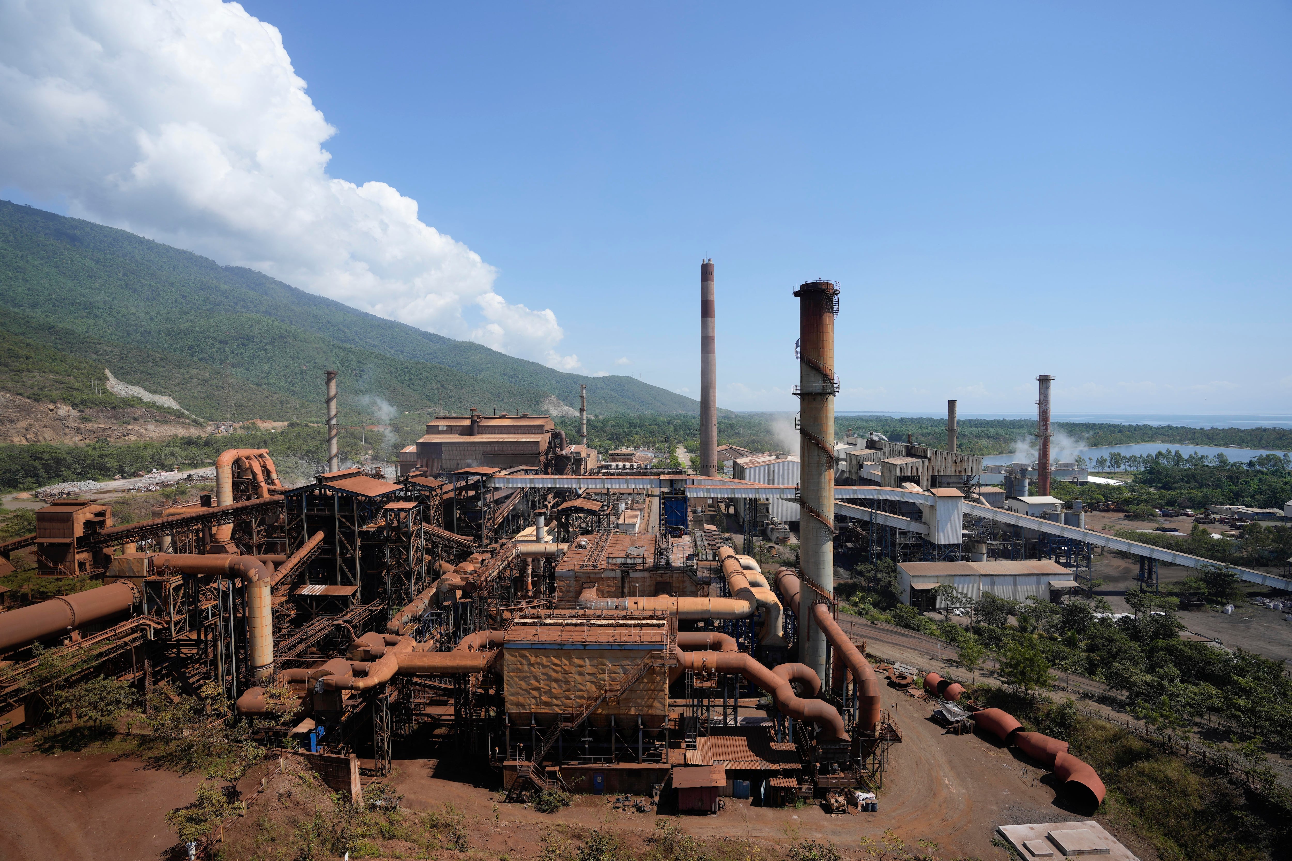 Mining giant Fenix, accused of the destruction of Maya lands, resumes operations in Guatemala