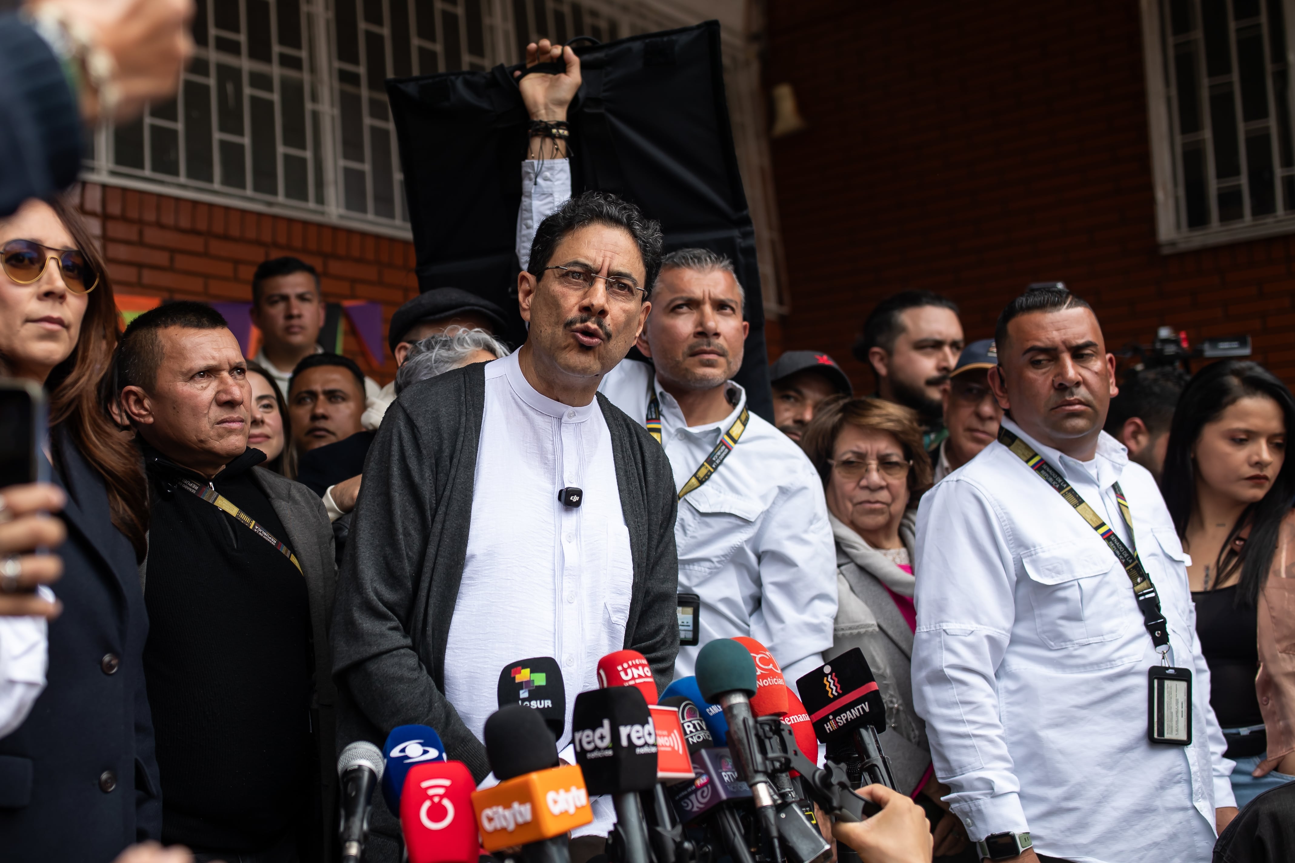 Iván Cepeda, at his polling station in south Bogotá, this Sunday, May 31.