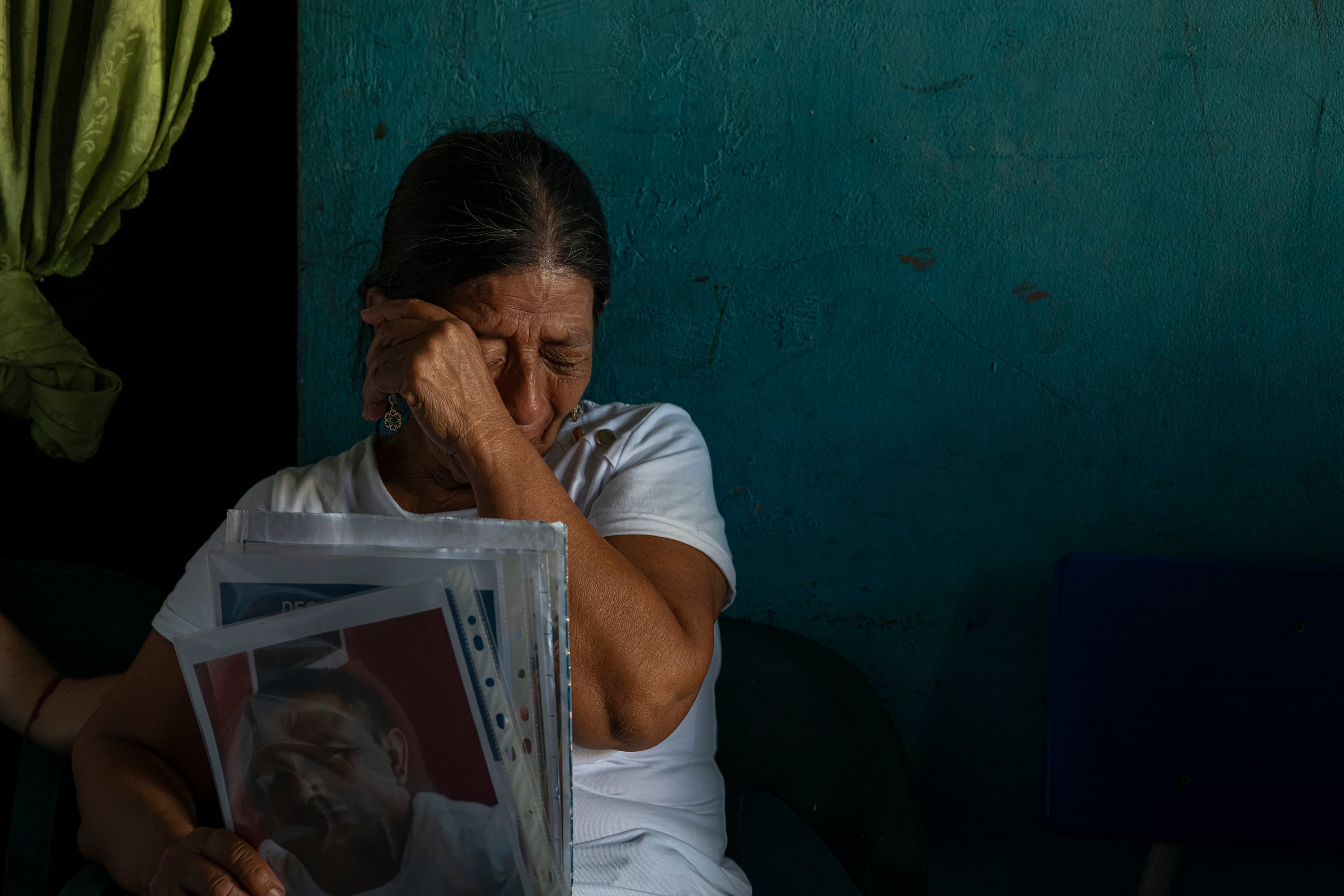 María, mother of Jefferson Mero Cueva, a fisherman who disappeared on January 20, in Jaramijó, Manabí, on March 18.