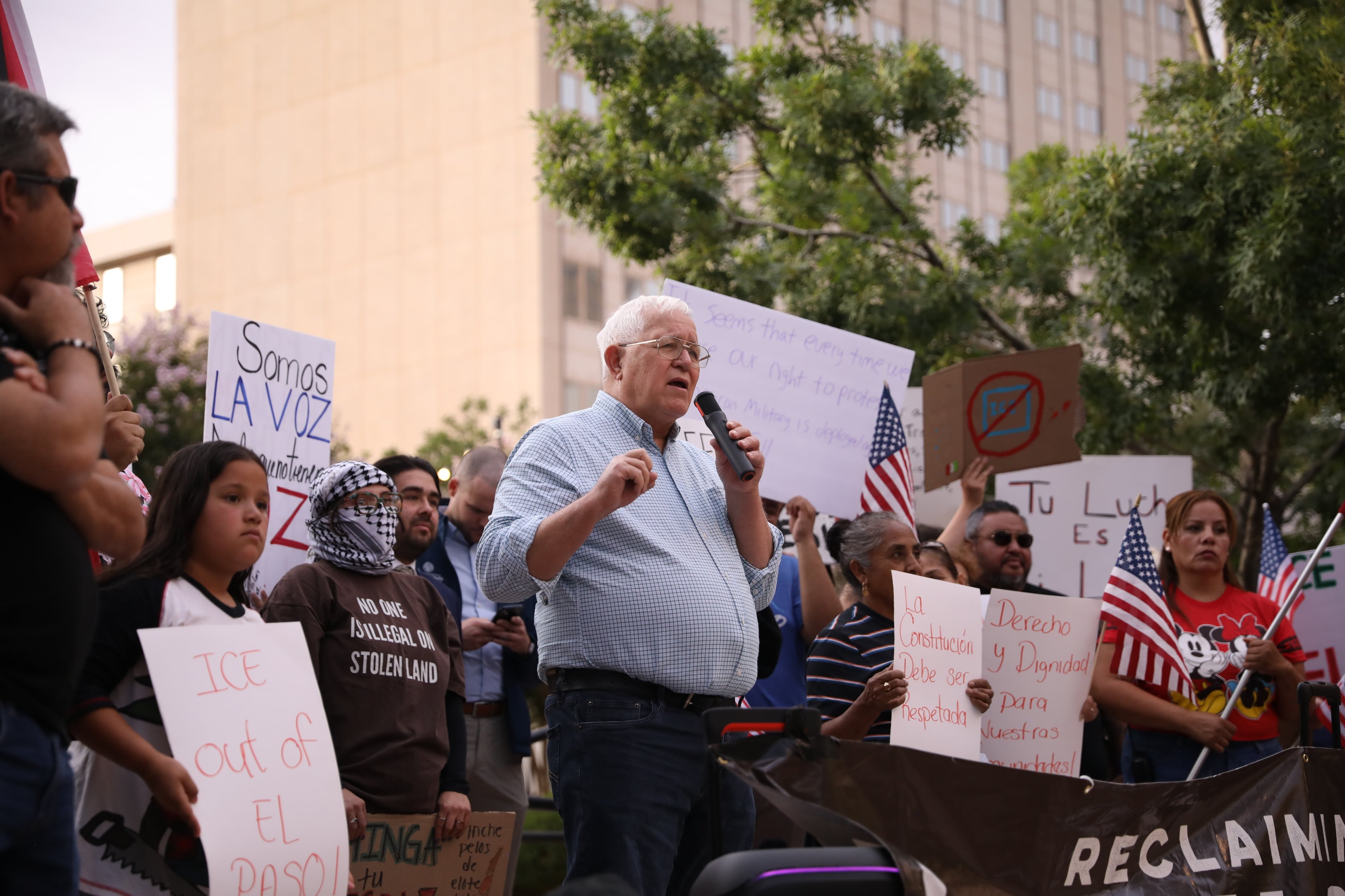 Immigration raids disrupt businesses and migrant families in Los Angeles: ‘I haven’t seen it like this since Covid’