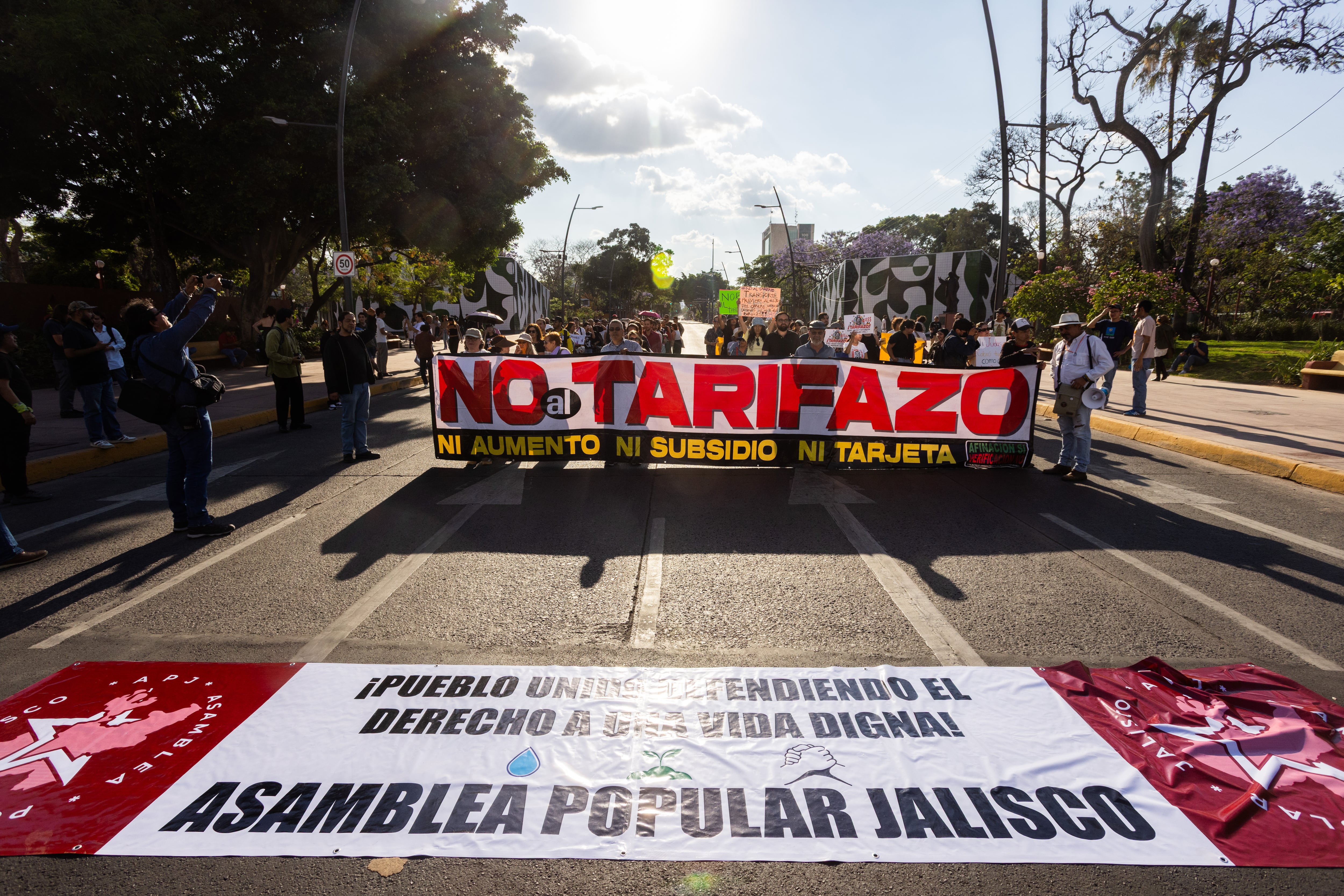 Demonstration against the price hike and other current crises in Guadalajara.