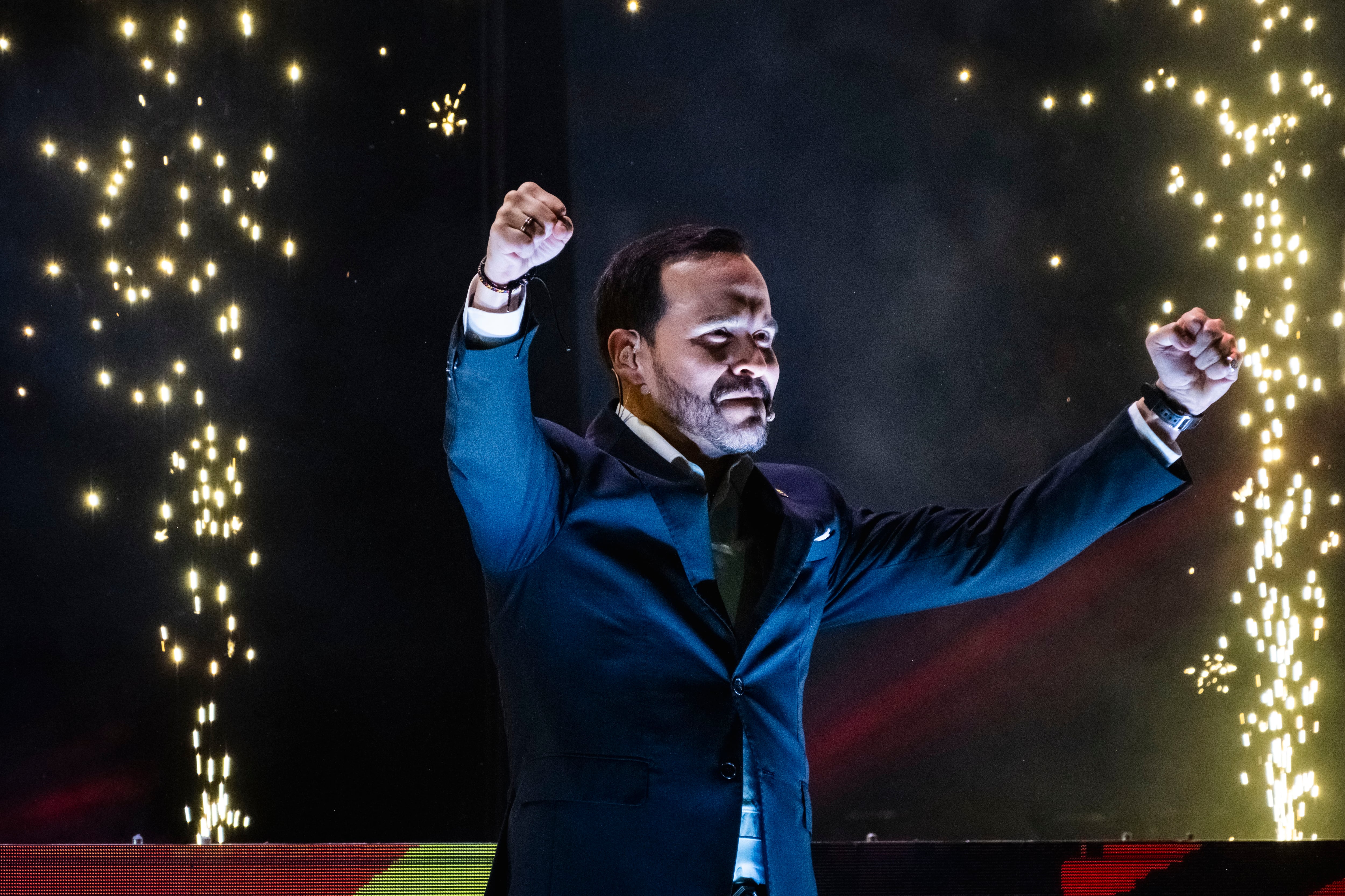 Abelardo de la Espriella at a campaign event in Cali.