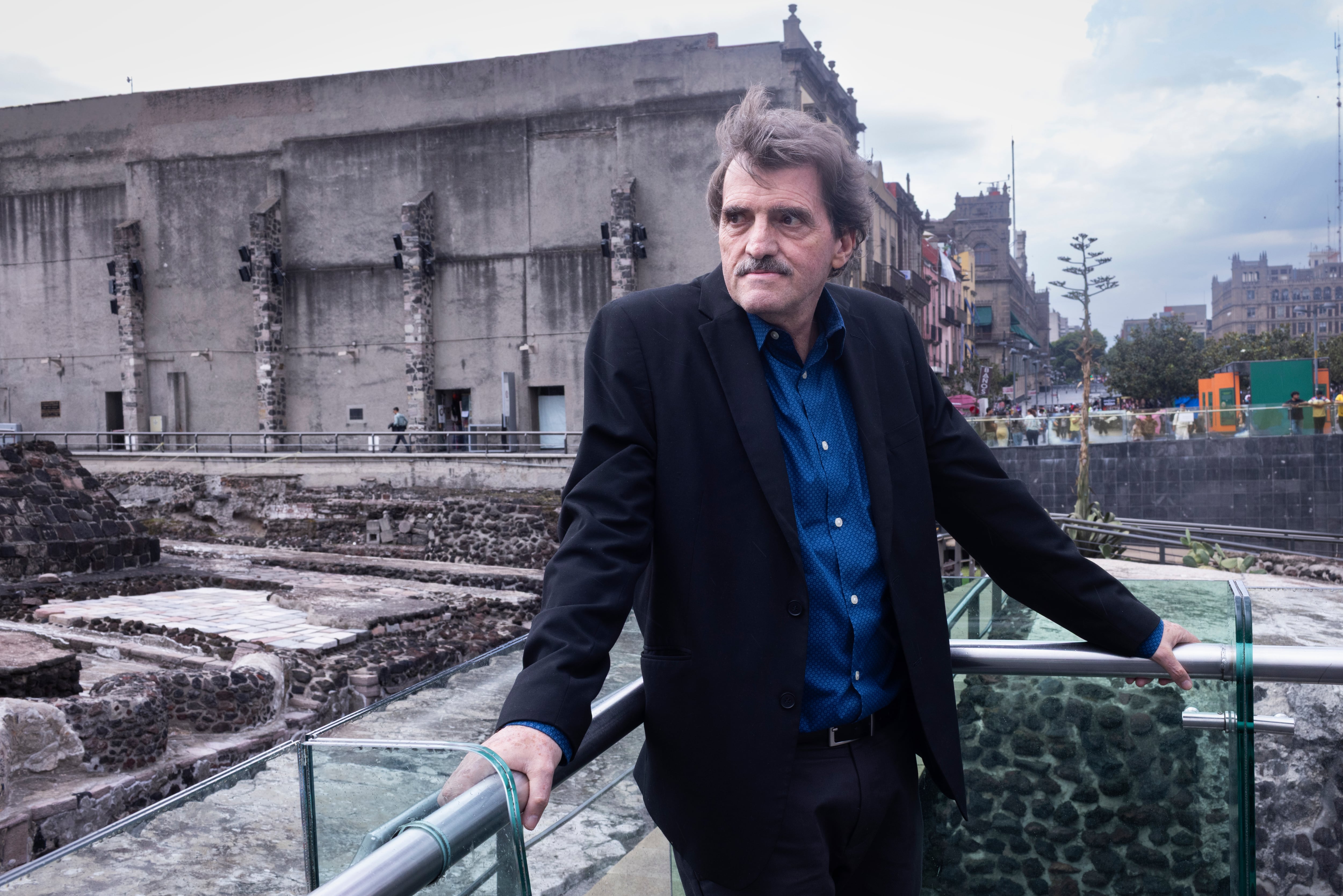 The writer Enrique Serna.