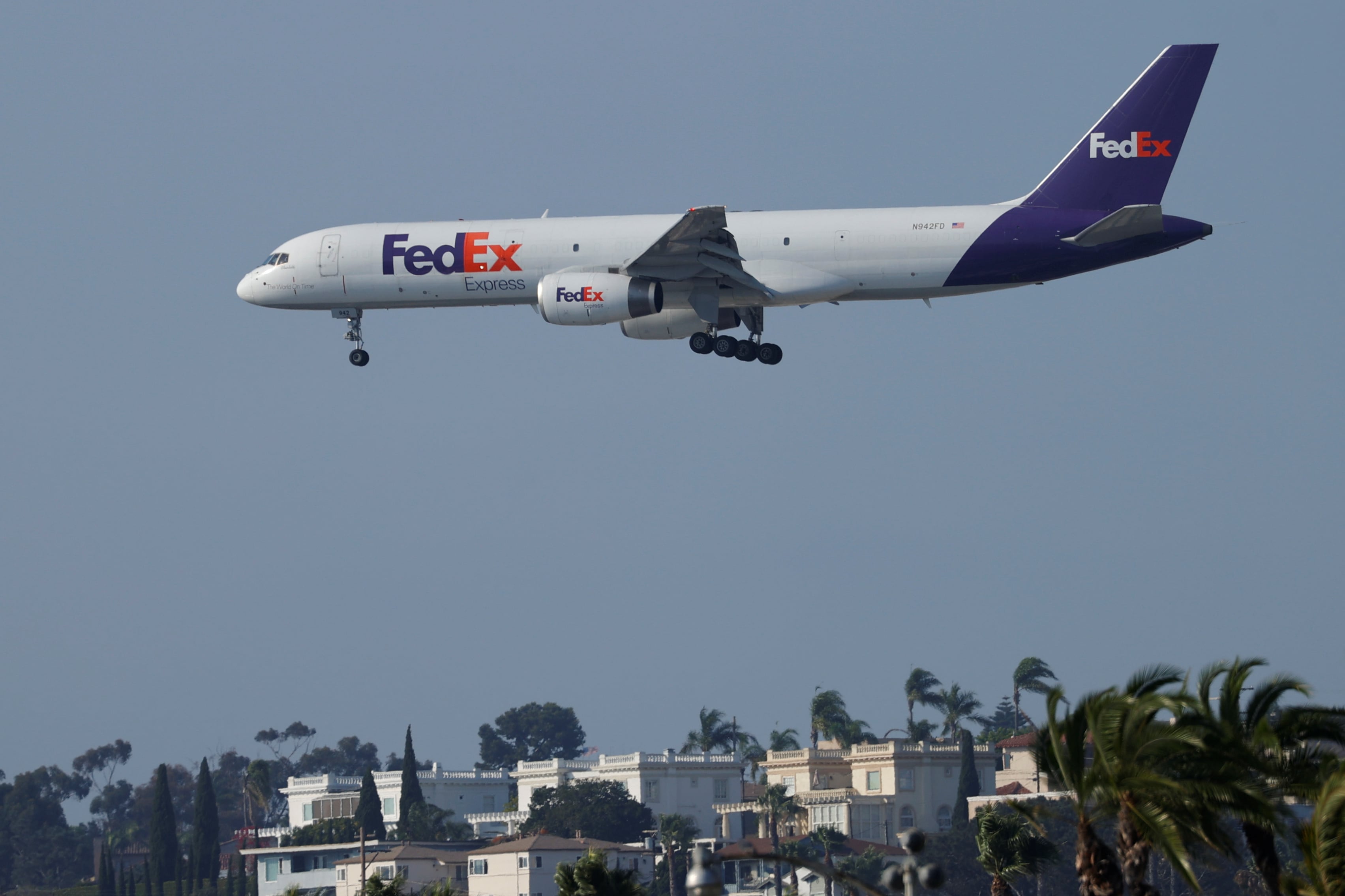 FedEx sues US government for tariff refund