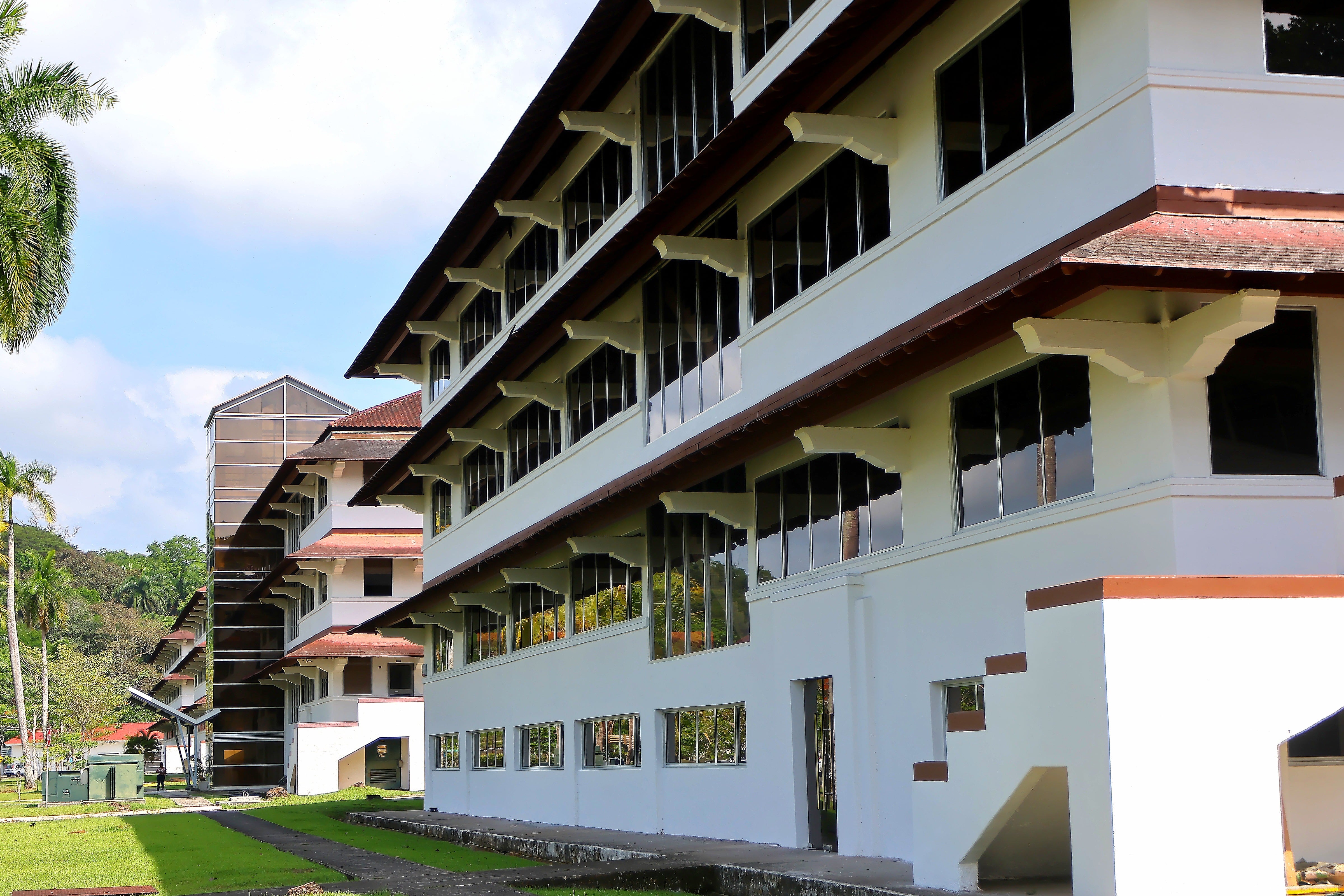 Traces of the American architectural style in the Republic of Panama.
