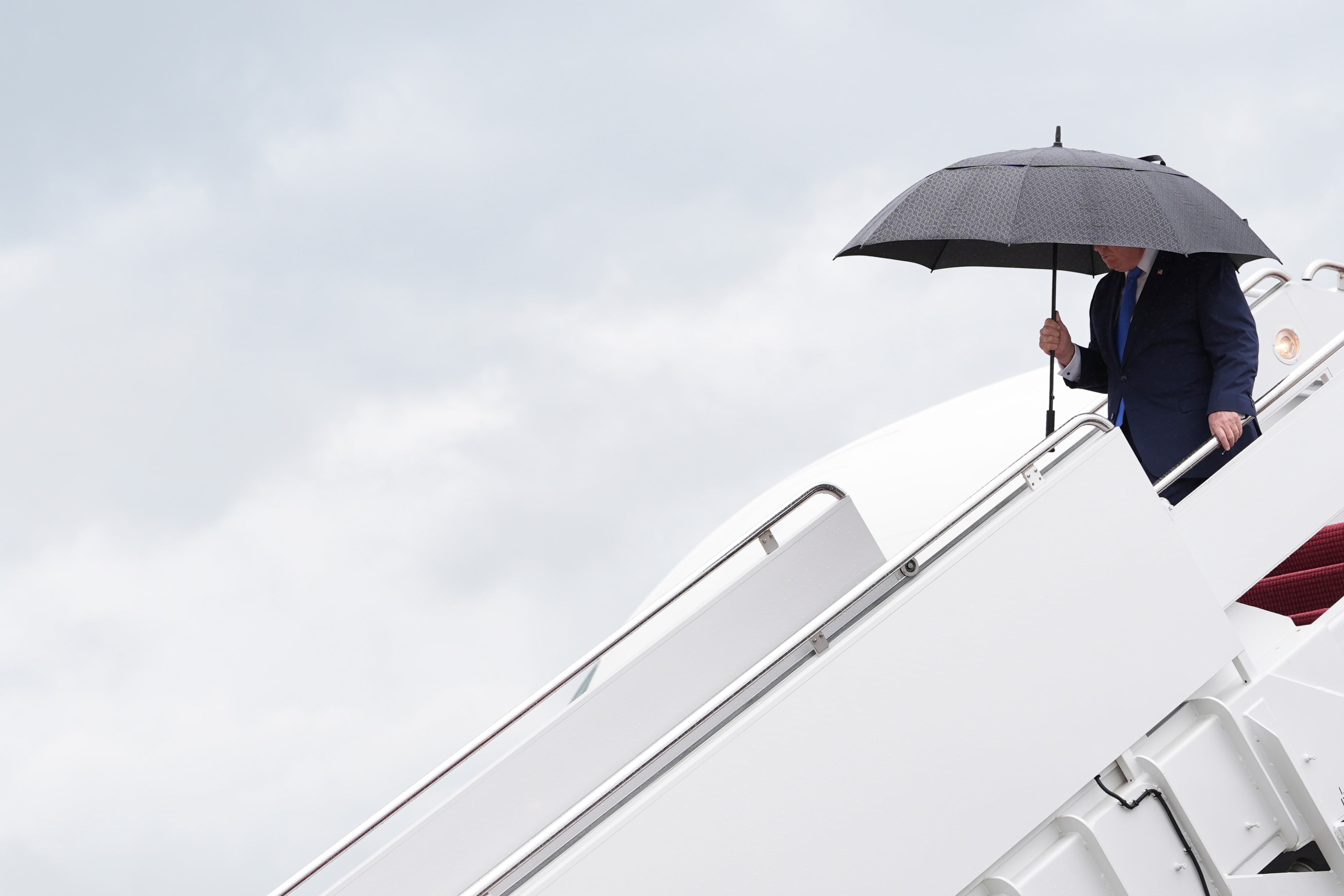 Trump says talks with Iran to resume Monday