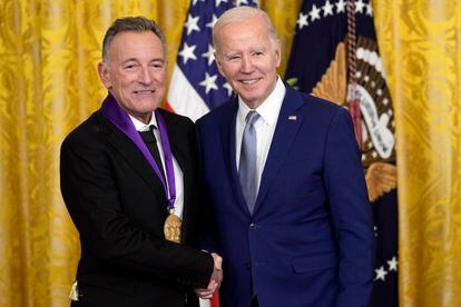President Joe Biden presents the 2021 National Medal of the Arts to Bruce Springsteen at White House in Washington, Tuesday, March 21, 2023.