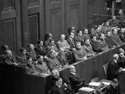 German doctors and scientists sit in the dock during the Nuremberg trials, accused of experiments on concentration camp prisoners. The trials led to the establishment of the first universal standards for human experimentation.