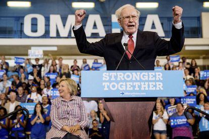 Warren Buffett, this Tuesday in Omaha with Hillary Clinton.