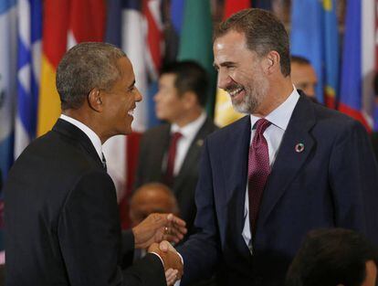 Felipe VI greets President Obama at the UN in New York.