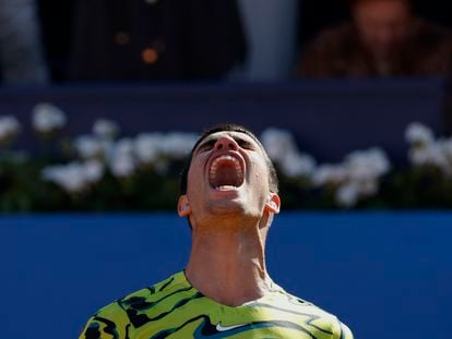 Carlos Alcaraz during the final of the Barcelona Open against Stefanos Tsitsipas, Sunday, April 23, 2023. 

Associated Press/LaPresse
Only Italy and Spain