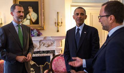 King Felipe VI, US President Barack Obama and Costos in New York in 2014.