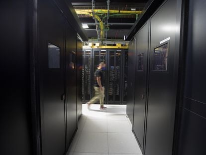 An Interxion operator at the MAD1 data center.