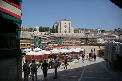 Plaza Mayor de Chinchón durante las últimas fiestas locales.