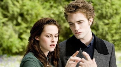 Kristen Stewart and Robert Pattinson in the 'Twighlight' saga.