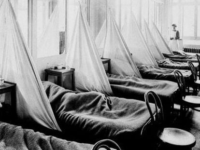 US soldiers suffering from Spanish flu in 1918 in Langres, France.