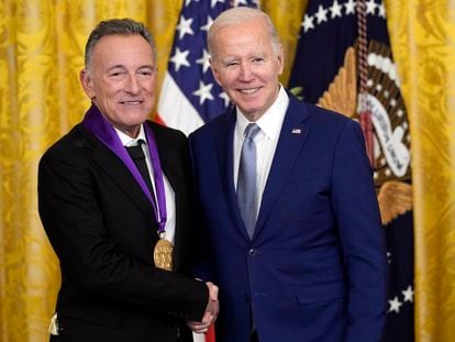 President Joe Biden presents the 2021 National Medal of the Arts to Bruce Springsteen at White House in Washington, Tuesday, March 21, 2023.