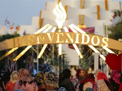 Faithful participate in the Holy Supper at La Luz del Mundo church, in Guadalajara (Mexico).
