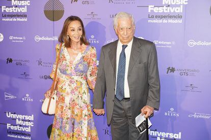 One of the biggest bombshells of 2022 came right at the end of the year, when Isabel Preysler announced her relationship with writer Mario Vargas Llosa had ended. “Mario and I have decided to put an end to our relationship for good,” the famous businesswoman and socialite told ‘¡Hola!’ on December 29. After eight years together, the Peruvian-born Vargas Llosa reportedly moved out of their home in the center of Madrid in mid-December.
