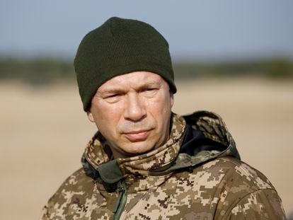 Oleksandr Syrskyi, the new commander of the Ukrainian Armed Forces, at a shooting range near Kyiv, October 27, 2020.