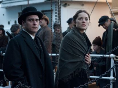Joaquin Phoenix and Marion Cotillard in &lsquo;The Immigrant.&rsquo;