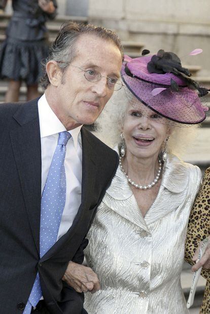 The Duchess of Alba with fiancé Alfonso Díez