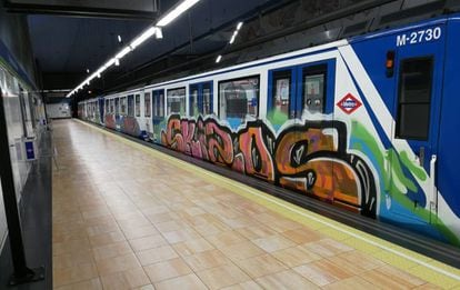 A vandalized train in the Madrid Metro system.