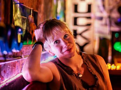 Megan McDowell at Kentucky bar in Barcelona.