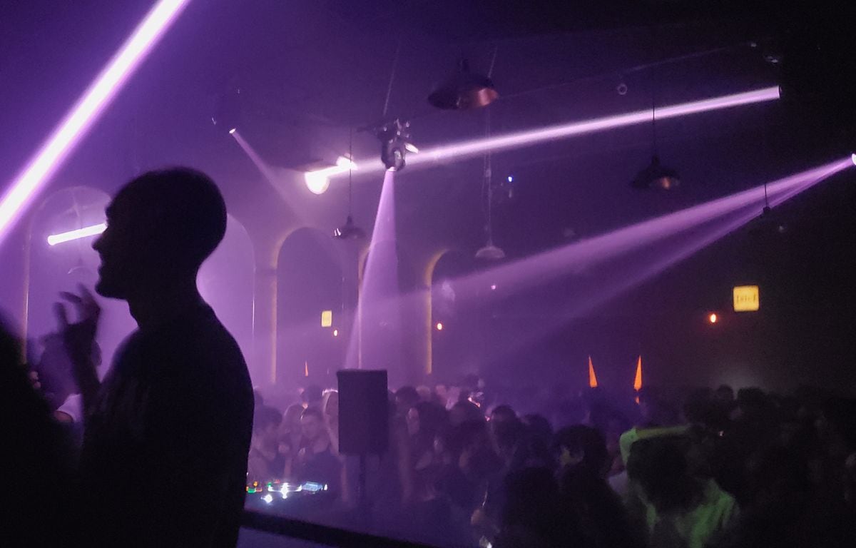 Covid-19: Packed dance floors and no masks in sight: Mexico City's  underground clubs . | EL PAÍS English