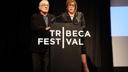 Robert de Niro and Jane Rosenthal before a screening in New York, on June 18, 2022.