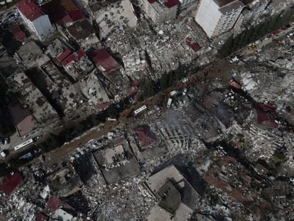 An aerial photo taken with a drone shows collapsed buildings in the aftermath of a powerful earthquake in the center of Kahramanmaras, southeastern Turkey.