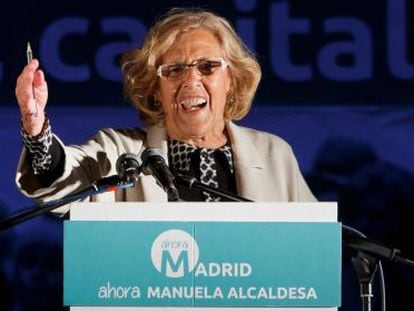 Ahora Madrid candidate Manuel Carmena thanks her supporters on Sunday night.