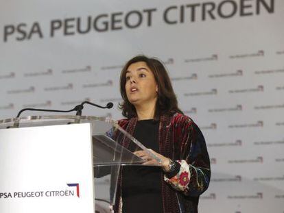 Deputy Prime Minister Soraya Sáenz de Santamaría (above) will not be sitting in for Rajoy at the digital debate organized by EL PAÍS.