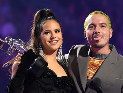 The 25-year-old star from Catalonia won Best Latin Video alongside reggaeton artist J Balvin for their song ‘Con Altura’