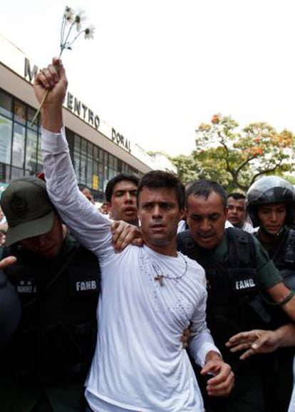 Leopoldo López's father has thanked Spain for its support.